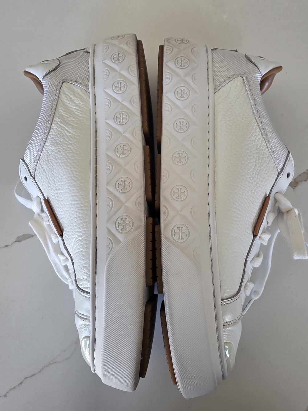 Tory Burch Women's Ladybug Low-Top Sneaker, Size 9M, White Leather. - Picture 3 of 12